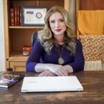 Carla Marins celebra sucesso de “Três Graças” e destaca nova fase de sua personagem na trama